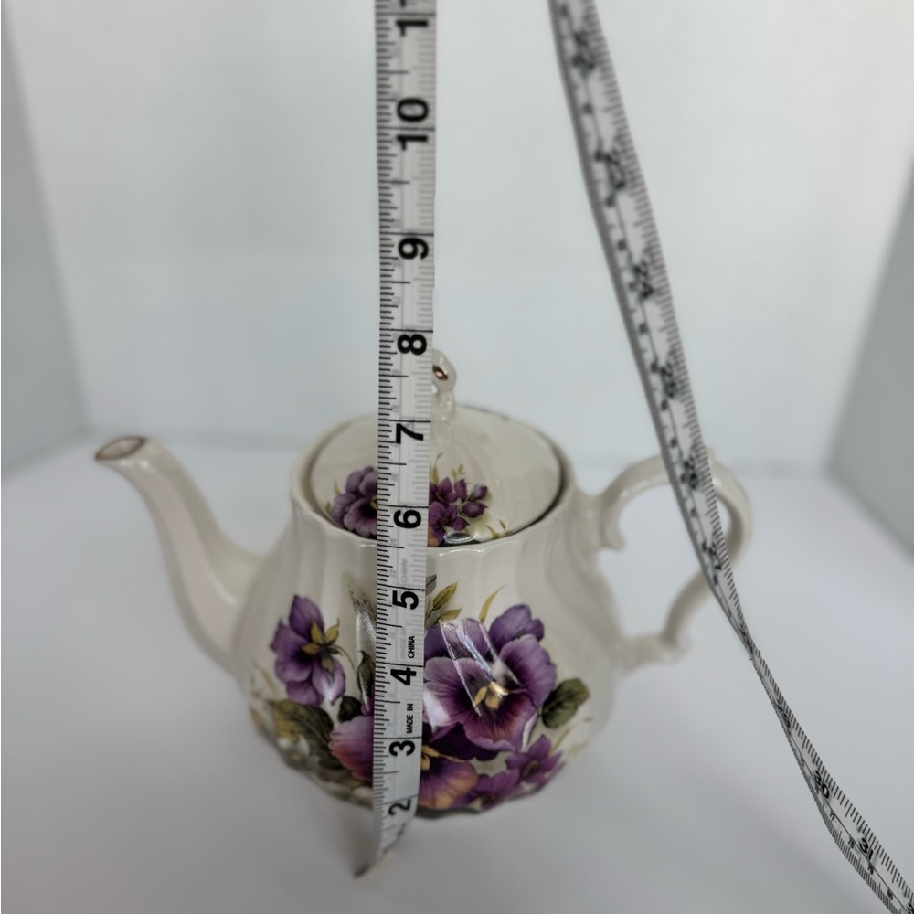 Vintage Crown Windsor Floral Teapot – Purple Pansy Design, Gold Trim (Romania - Picture 6 of 10